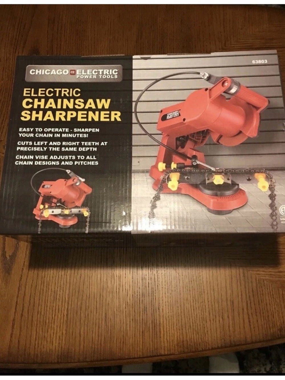 Electric Chainsaw Sharpener  Brand New in Box!! SHIPS TO PUERTO RICO FREE SHIP!